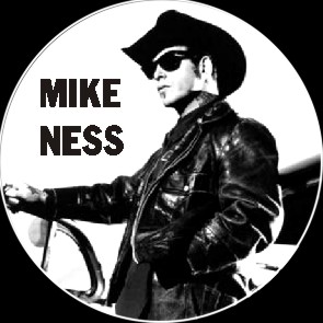 Mike Ness - zum Schließen ins Bild klicken