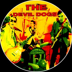 Devil Dogs - zum Schließen ins Bild klicken